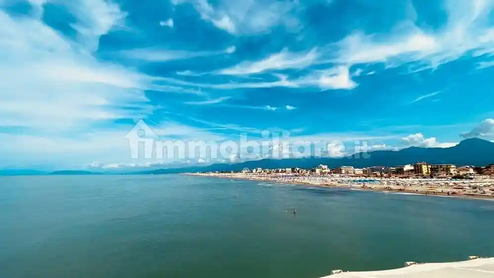 Villa in vendita a Camaiore