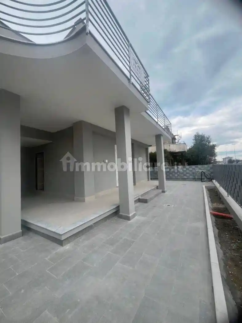 Appartamento in vendita a Castel Volturno