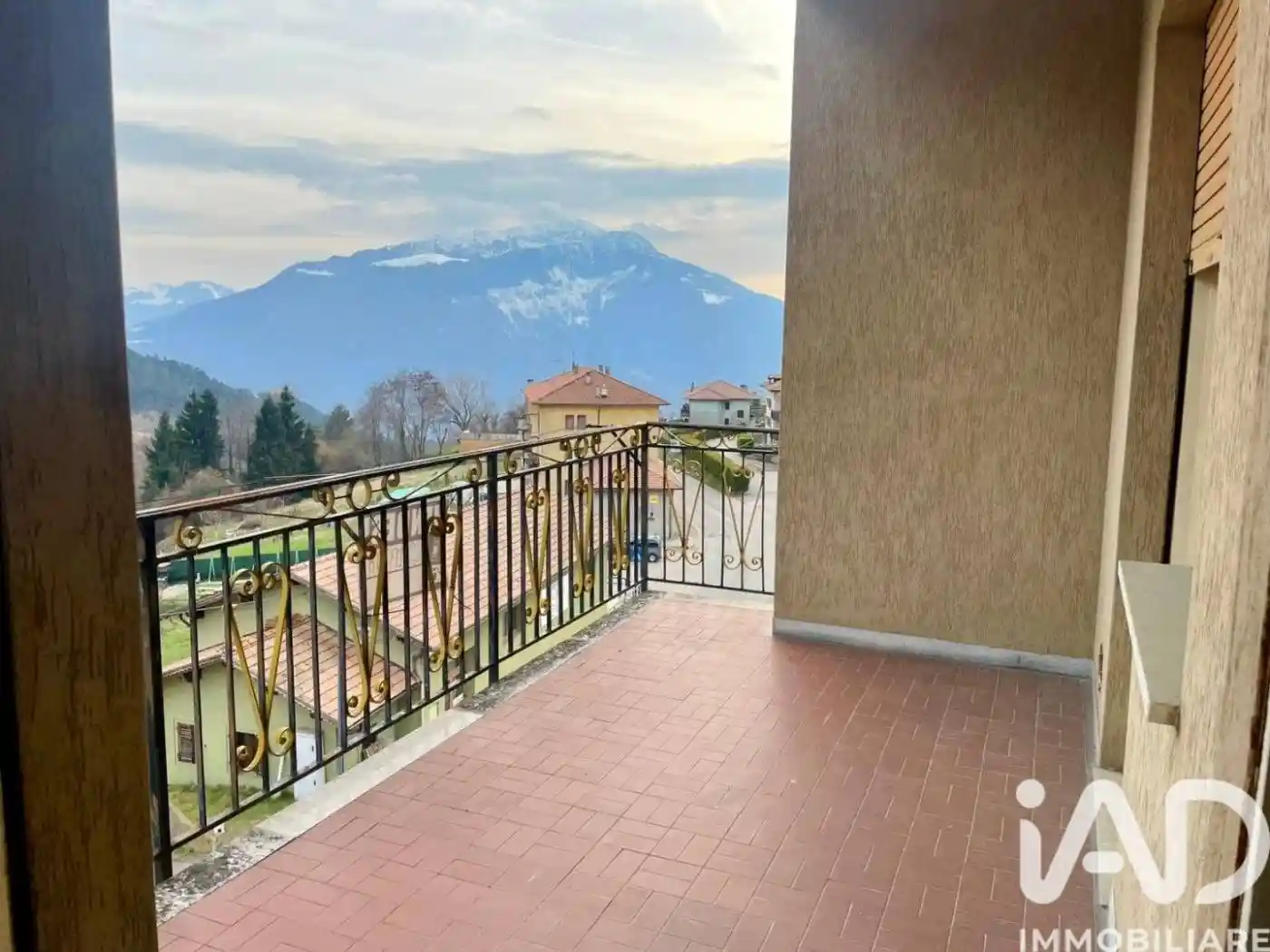 Appartamento in vendita a Ronzo-Chienis