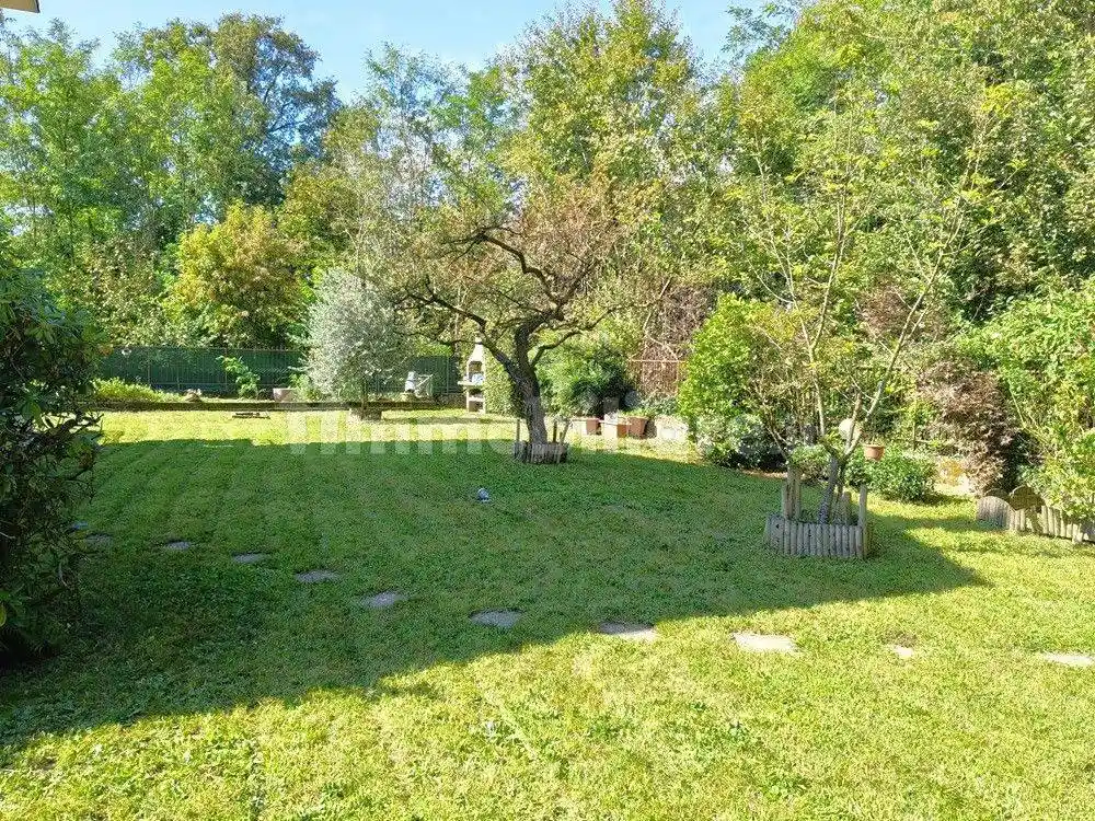 Villa in vendita a Olgiate Comasco