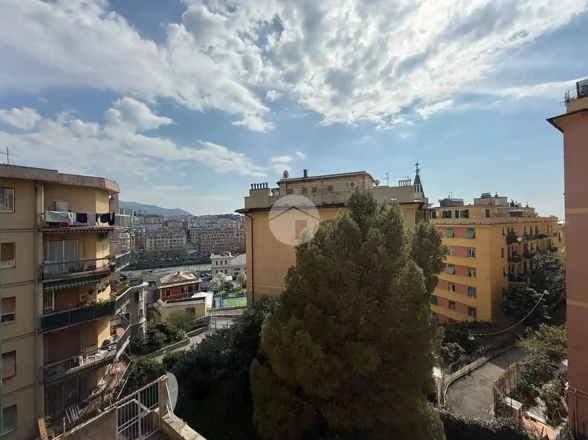Appartamento in vendita a Genova