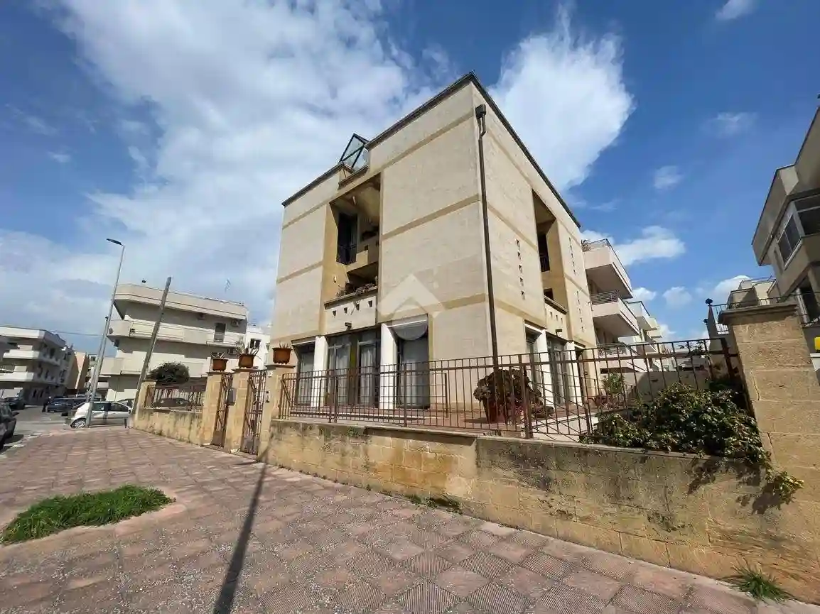 Palazzo - Edificio - foto 3