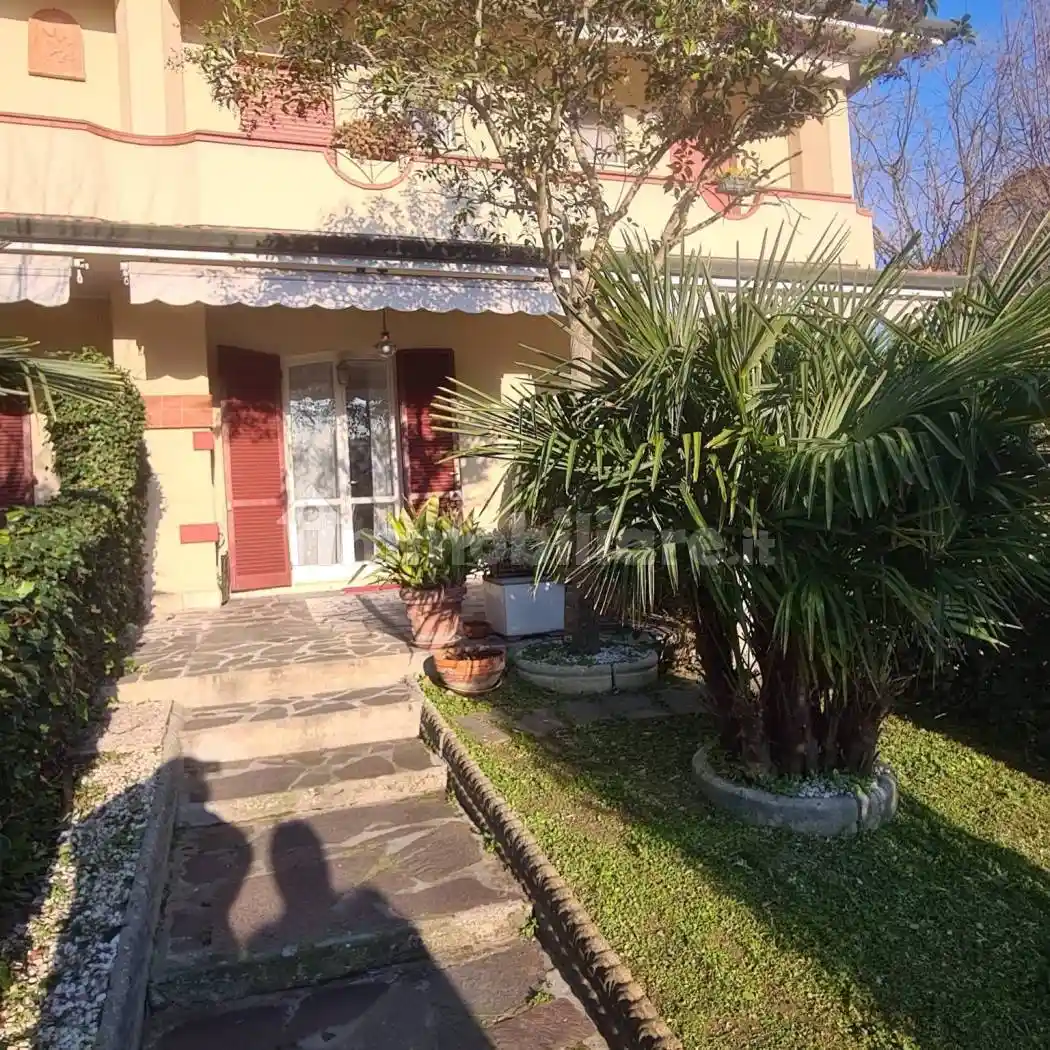 Casa indipendente in vendita a Ravenna