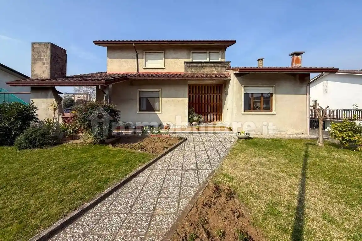 Villa in vendita a San Bonifacio