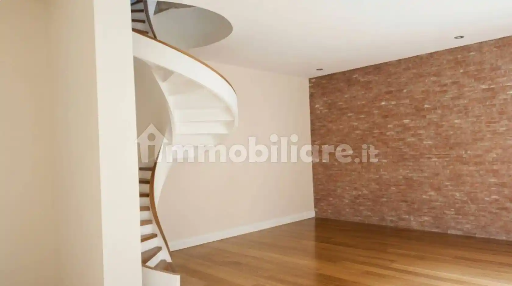 Loft in vendita a Prato