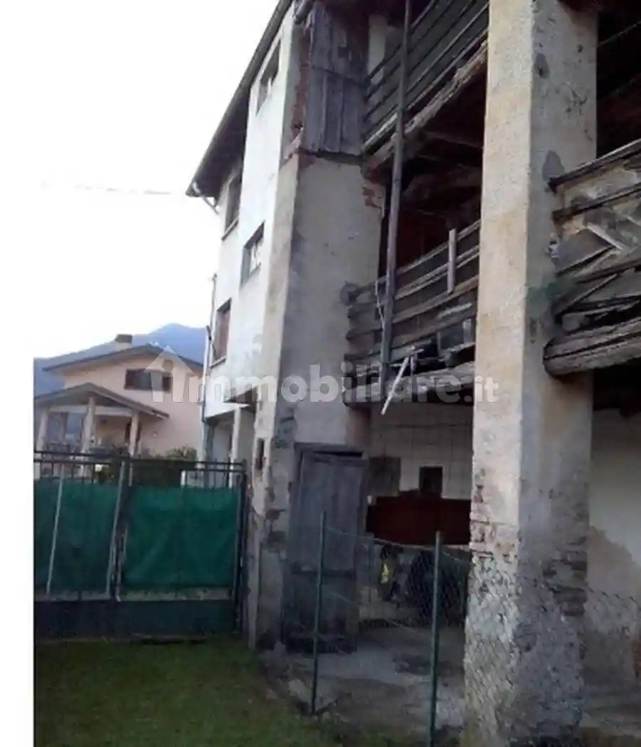 Appartamento in vendita a Grantola