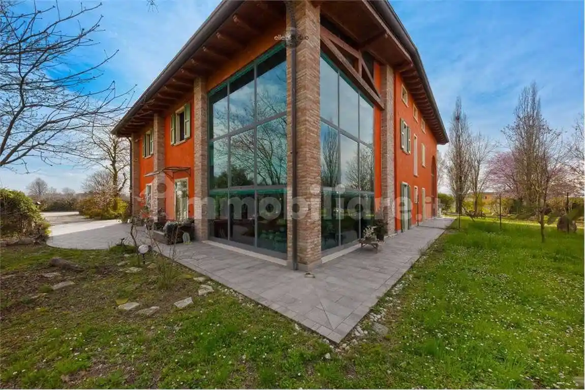 Villa in vendita a Rubiera