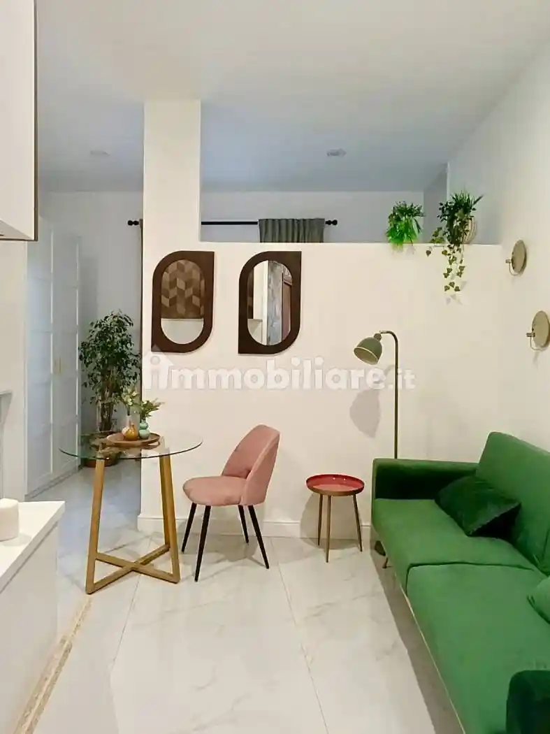 Appartamento in affitto a Napoli