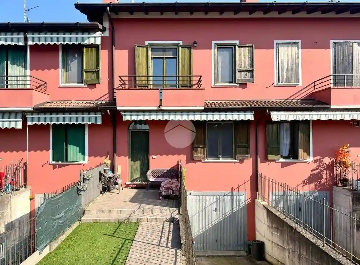 Villetta a schiera - foto 2