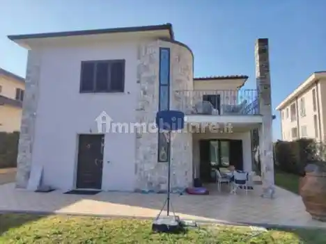 Villetta a schiera in vendita a Vicopisano