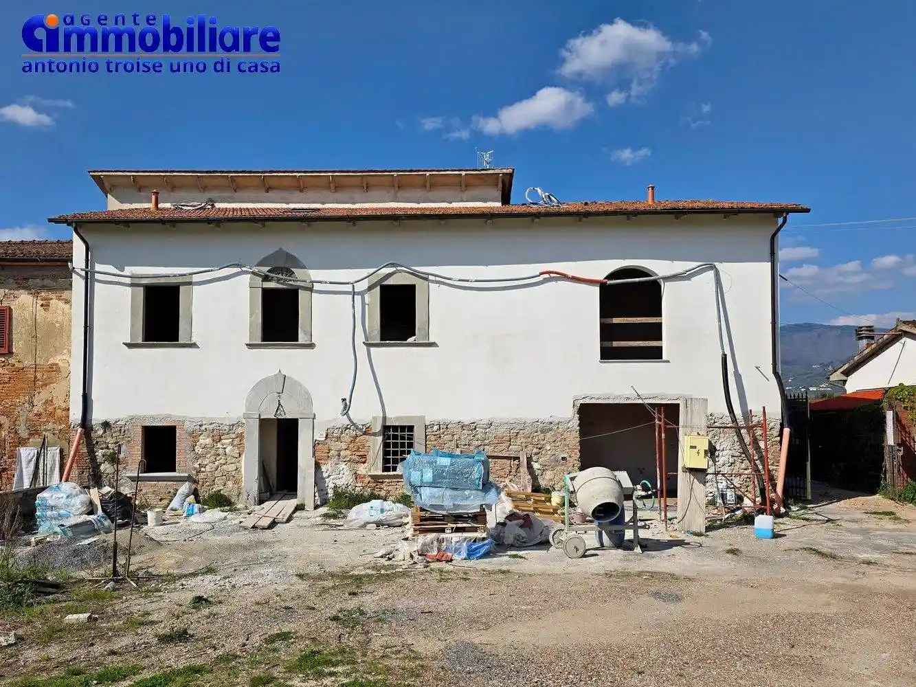 Casa indipendente in vendita a Pistoia