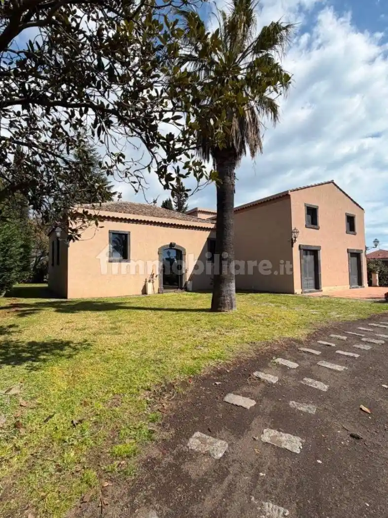 Villa in vendita a San Giovanni la Punta