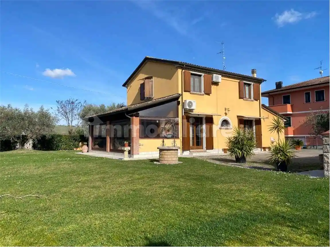 Villa in vendita a Verucchio