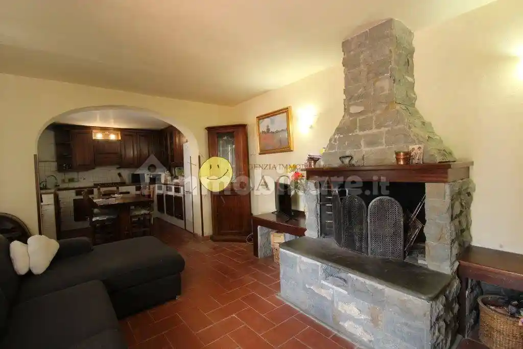 Casa indipendente in vendita a Reggello