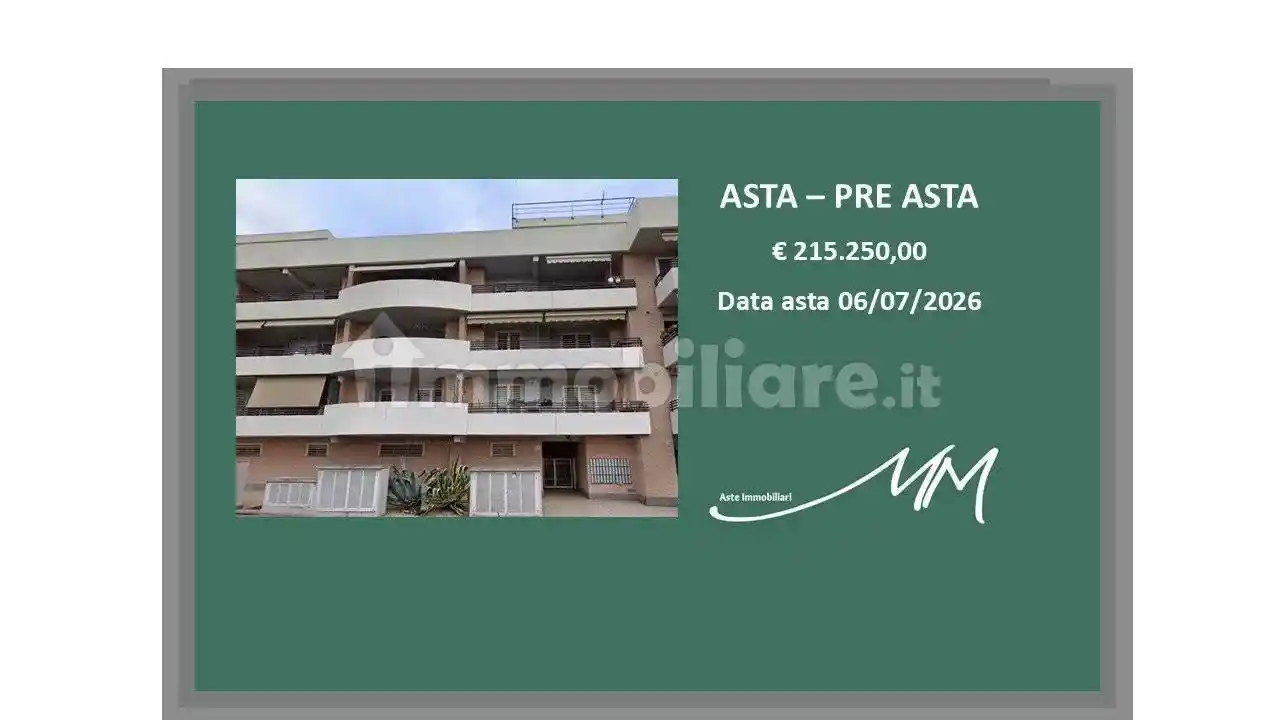 Appartamento in vendita a Roma