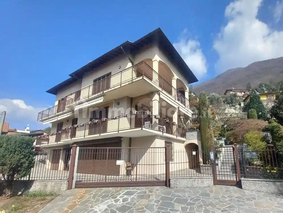 Appartamento in vendita a Nesso