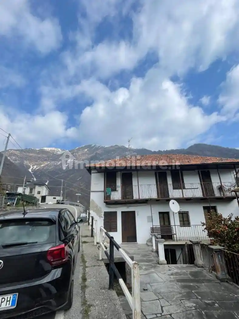 Appartamento in vendita a Montescheno