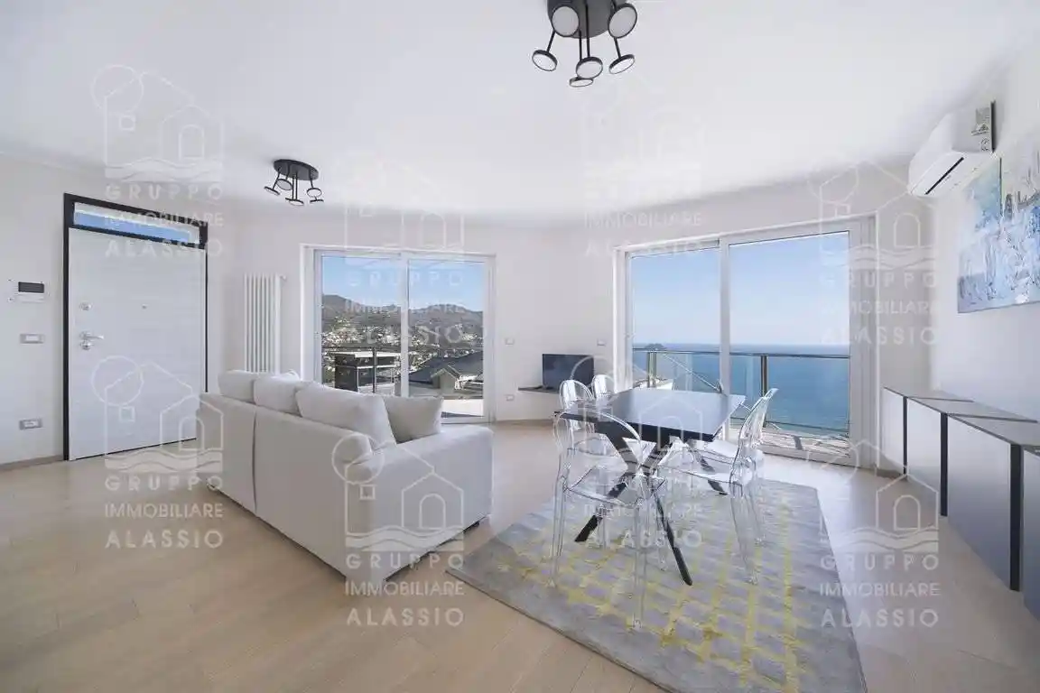 Appartamento in vendita a Alassio