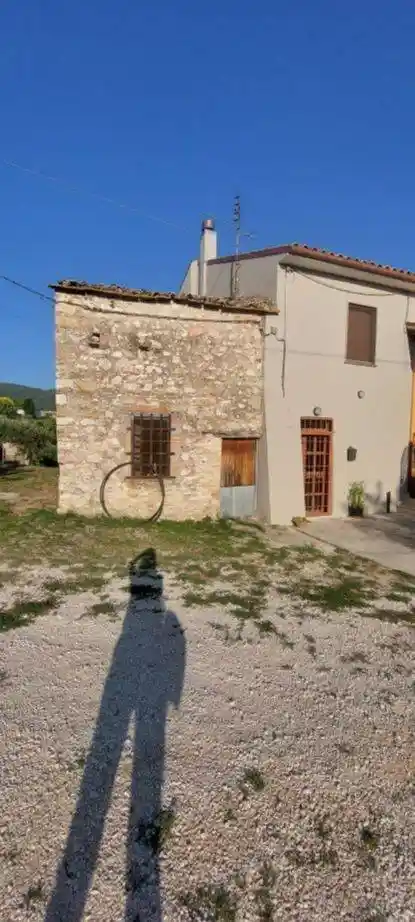 Casa indipendente in vendita a Stroncone