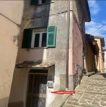 Appartamento in vendita a Vezzano Ligure