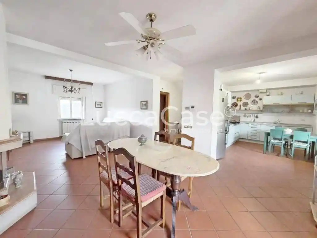 Casa indipendente in vendita a Lucca