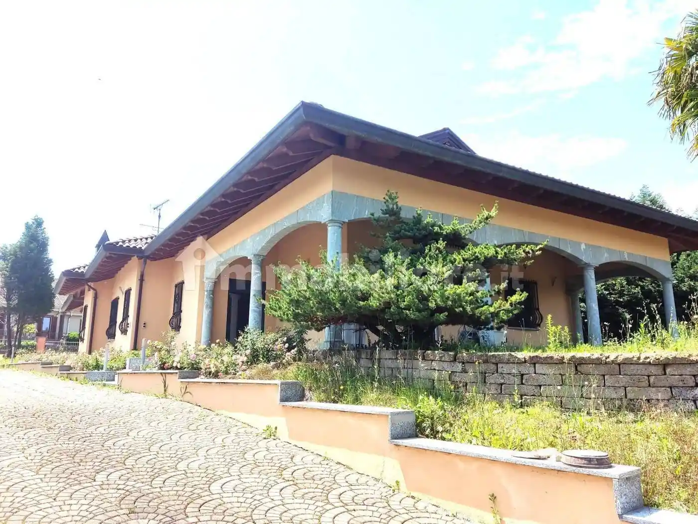Villa in vendita a Valenza