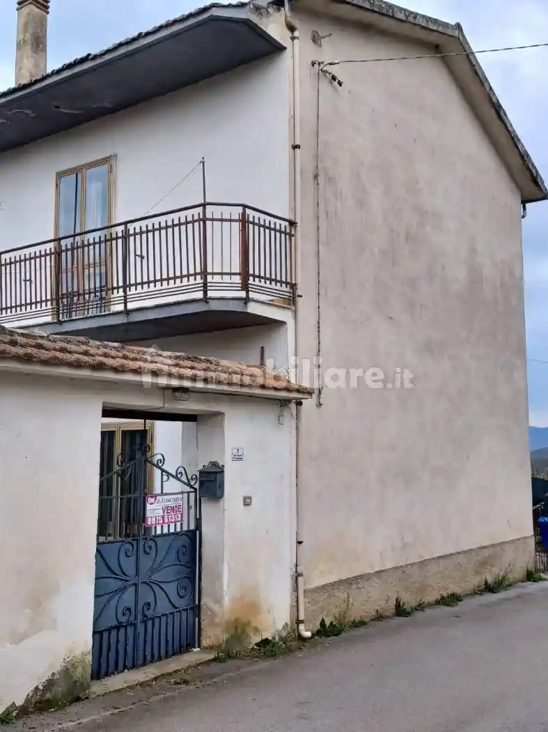 Casa indipendente in vendita a Viggiano
