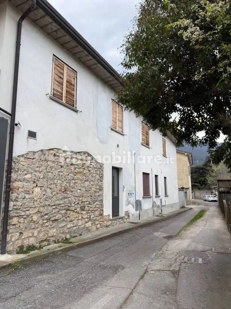 Appartamento in vendita a Nave