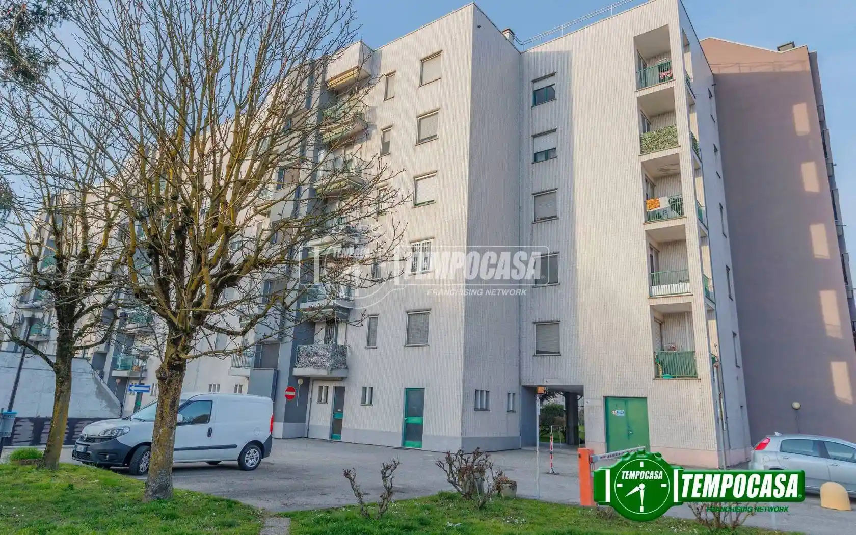 Appartamento in vendita a Lacchiarella