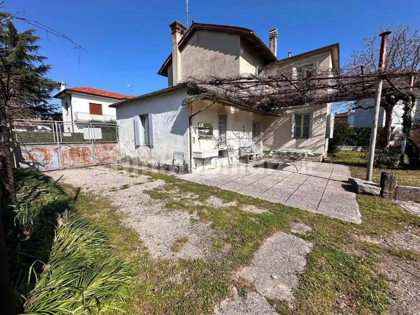 Villa in vendita a Manzano