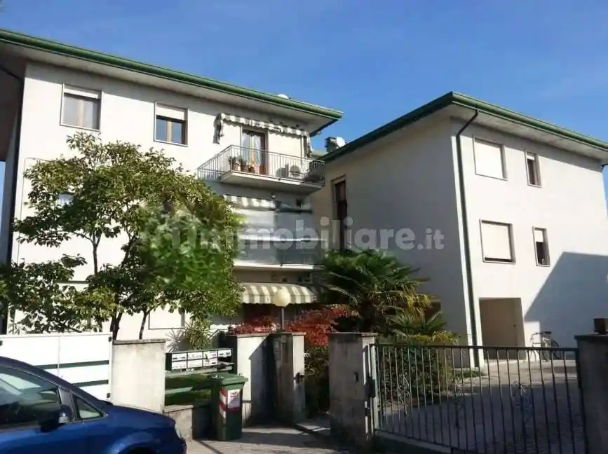 Appartamento in vendita a Massanzago