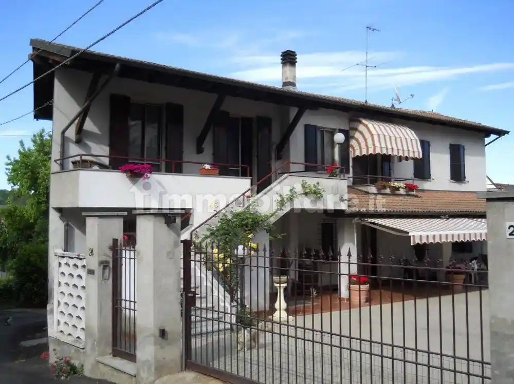 Villa in vendita a Castelletto Monferrato
