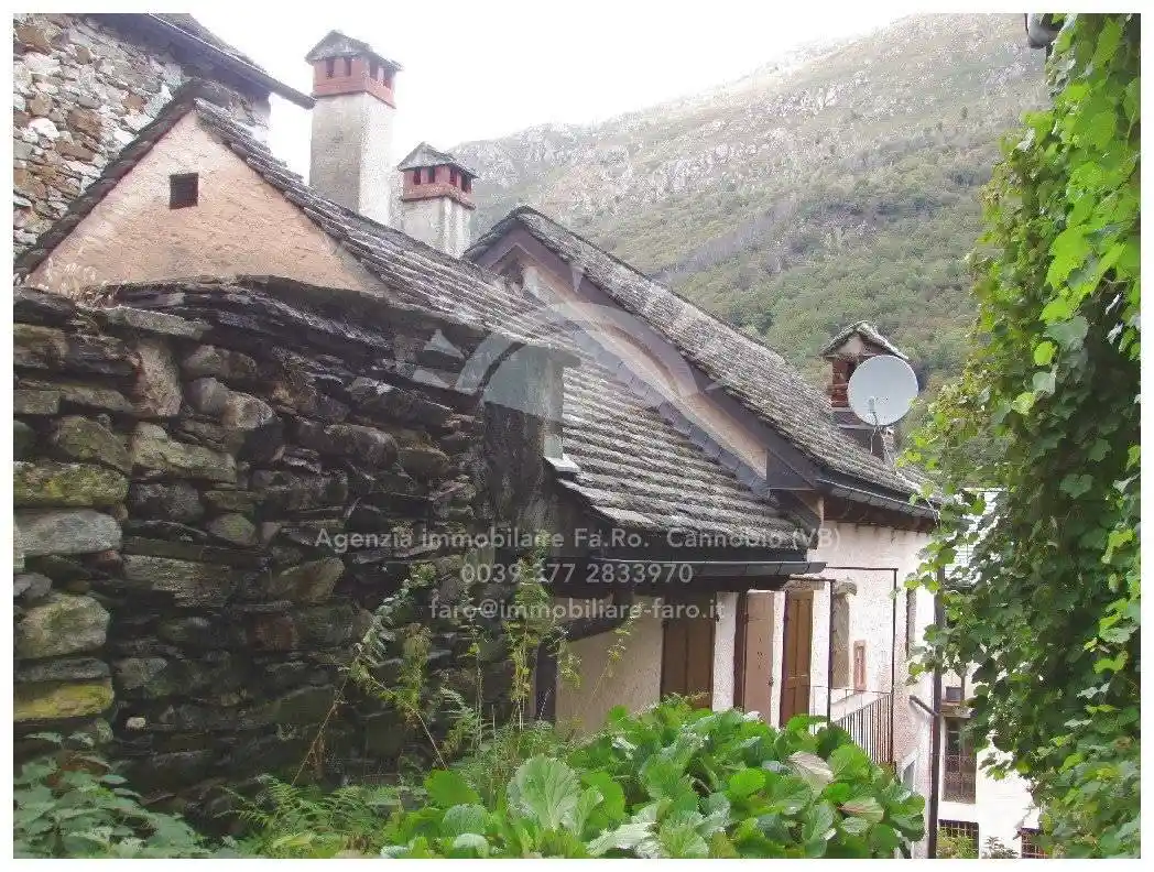 Casa indipendente in vendita a Cannobio