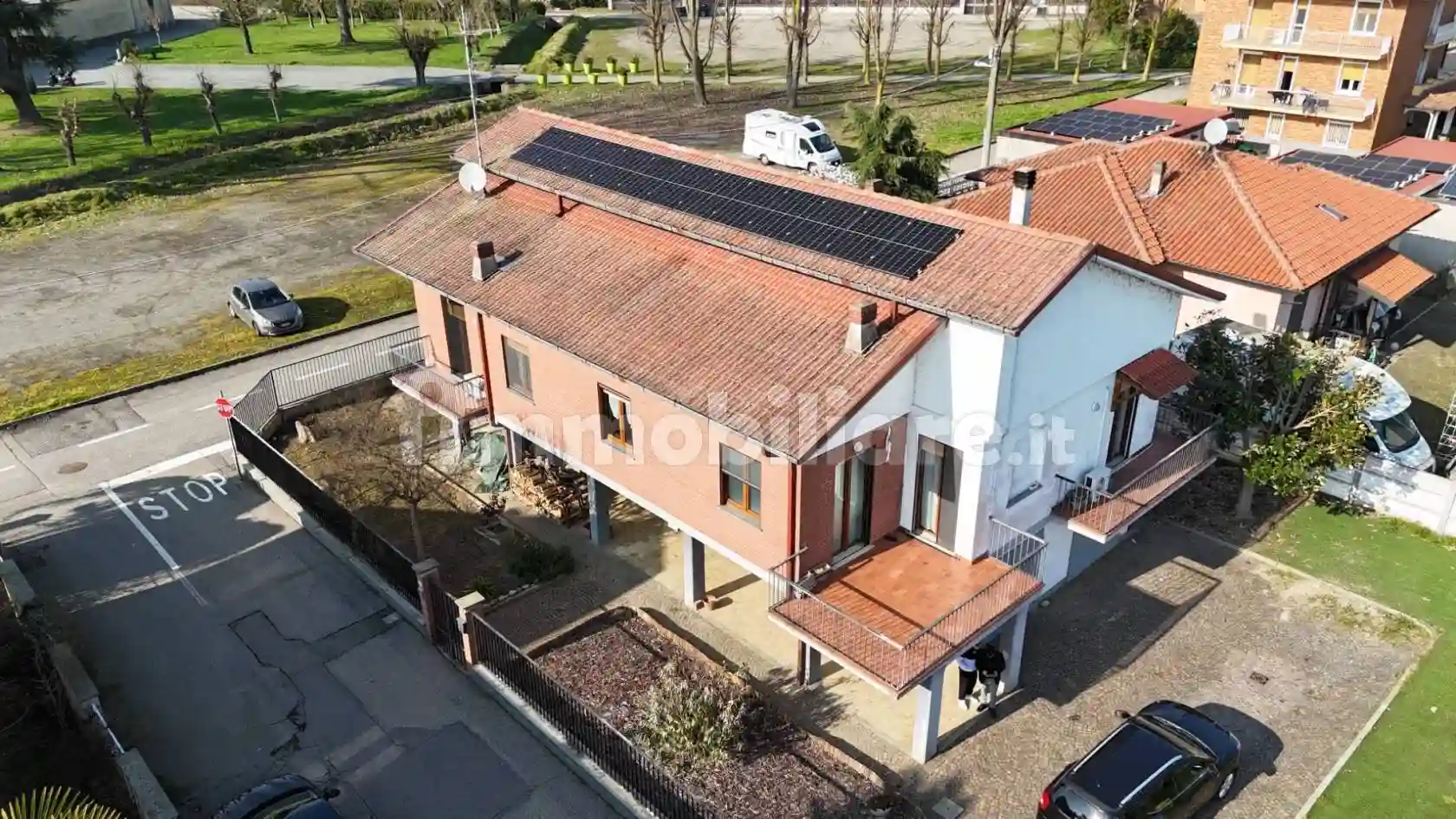 Villa - foto 2