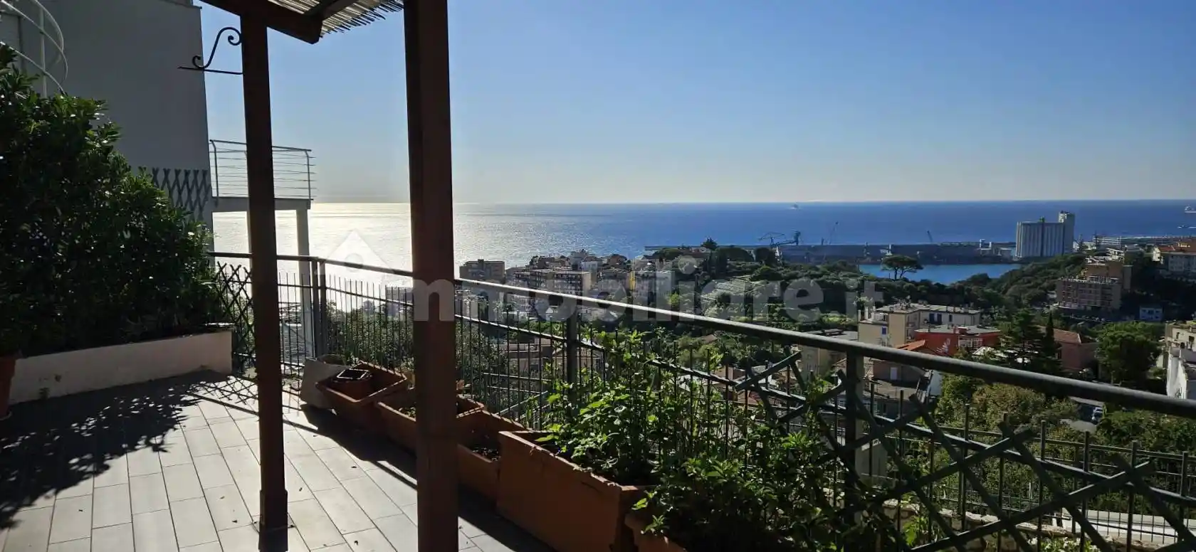 Appartamento in vendita a Albissola Marina