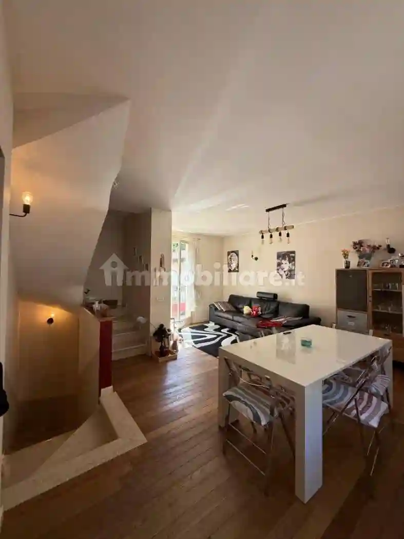 Villetta a schiera - foto 2