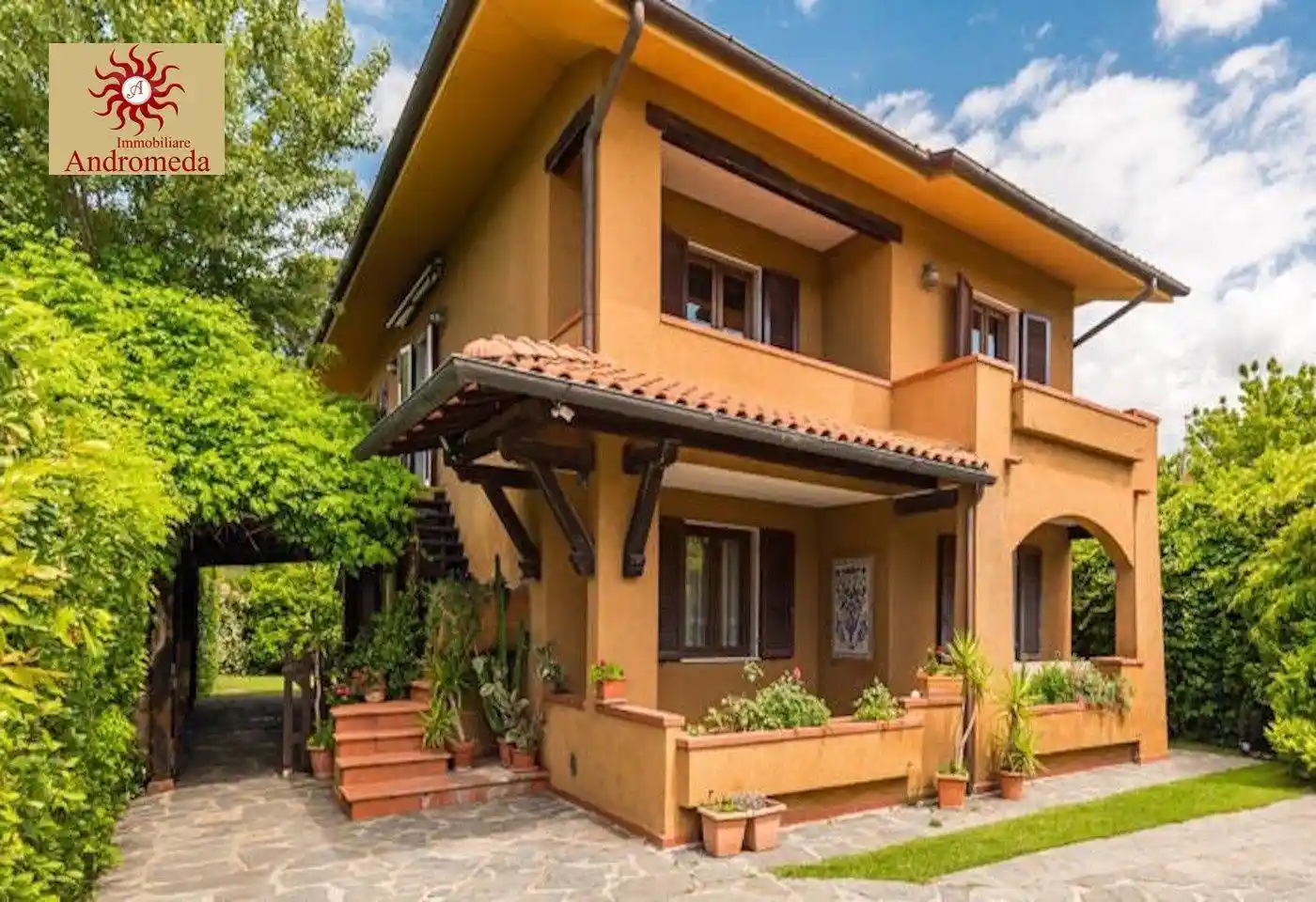 Villa in vendita a Forte dei Marmi