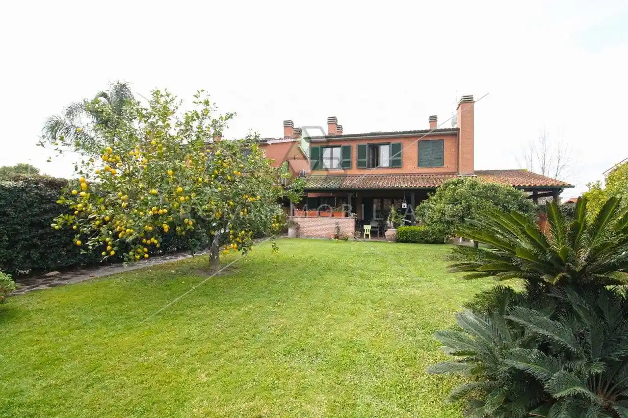 Villa in vendita a Roma