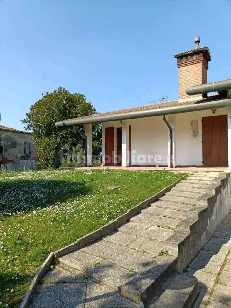 Villa in vendita a Villanova Marchesana