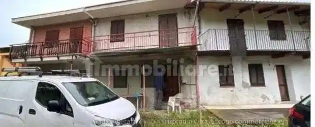 Casa indipendente in vendita a Aramengo