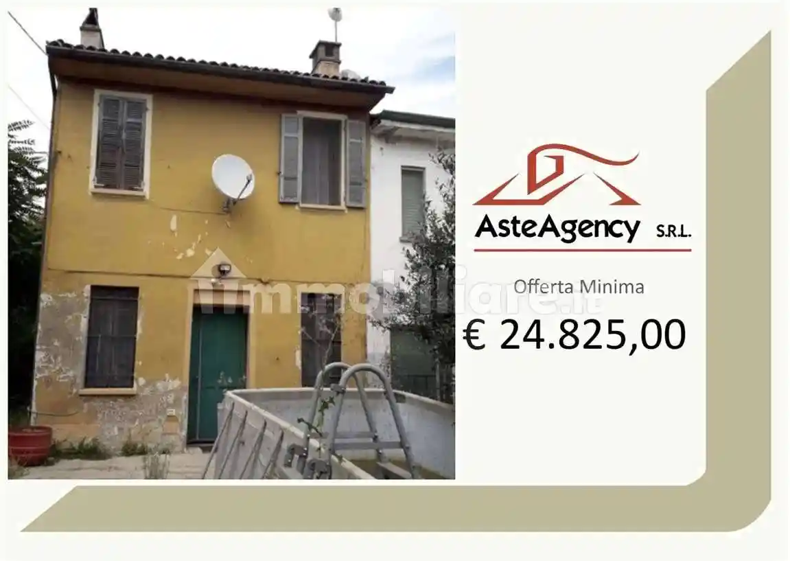 Casa indipendente in vendita a Gambarana