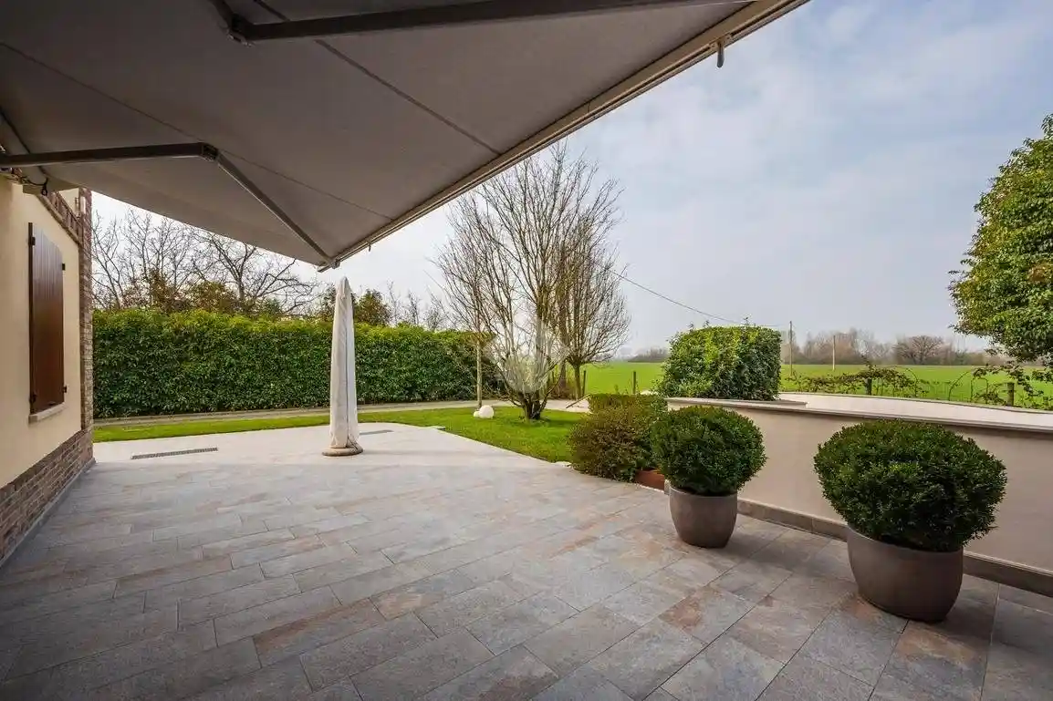 Villa in vendita a Castelfranco Emilia