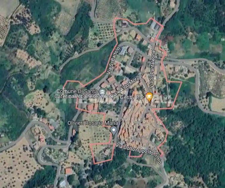 Casa indipendente in vendita a Santa Caterina Albanese