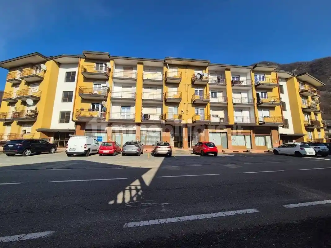 Appartamento in vendita a Varallo