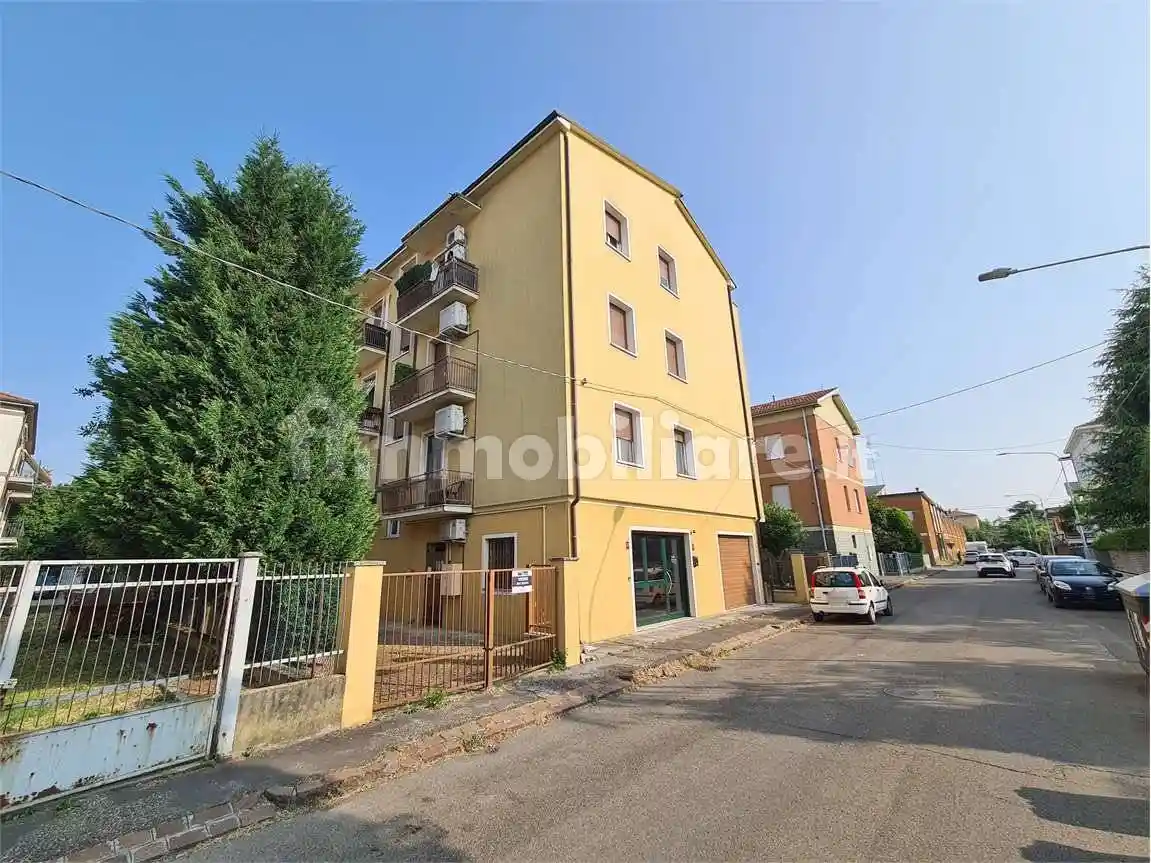 Appartamento in vendita a Modena
