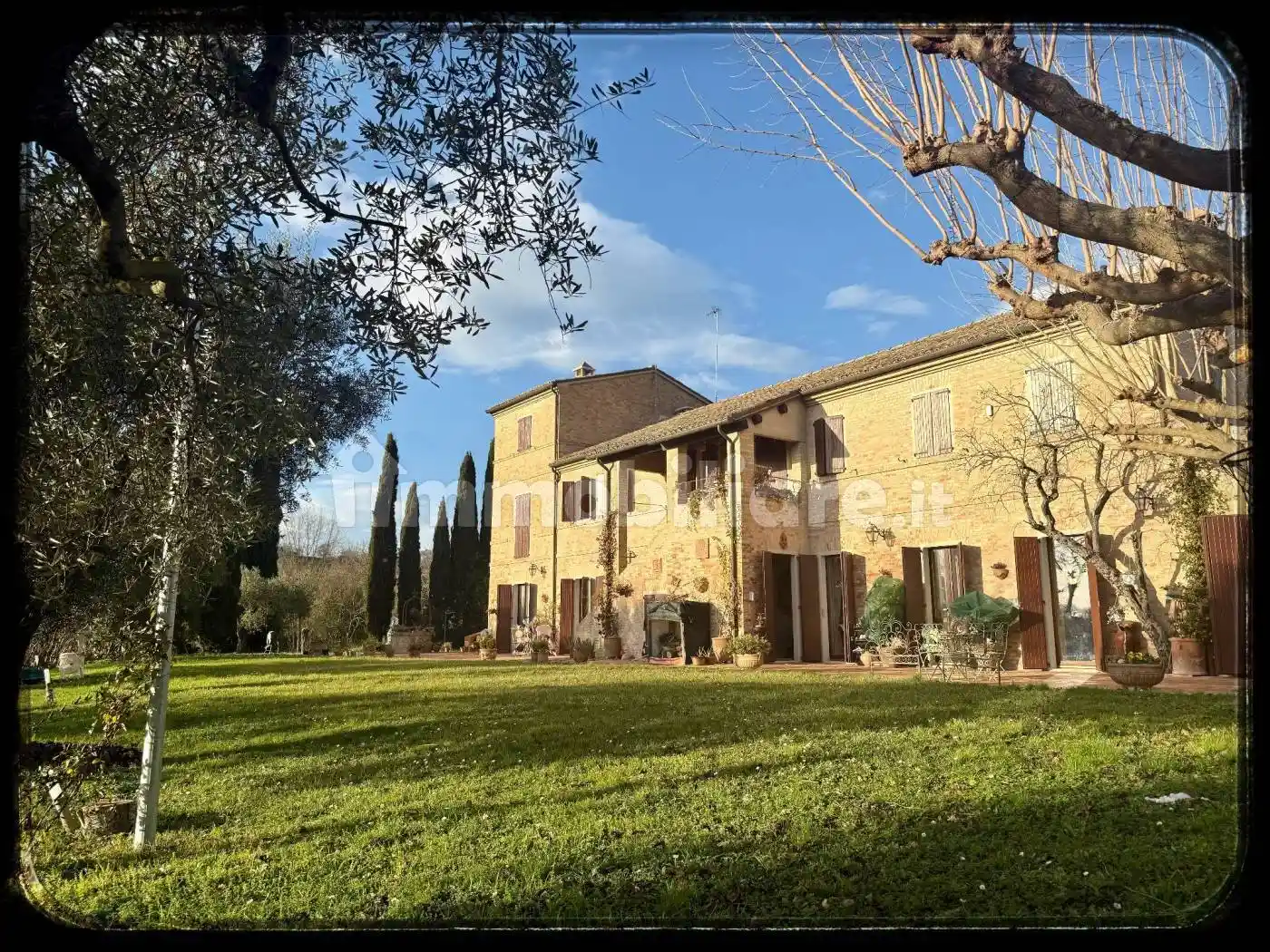 Rustico - Casale in vendita a Ancona