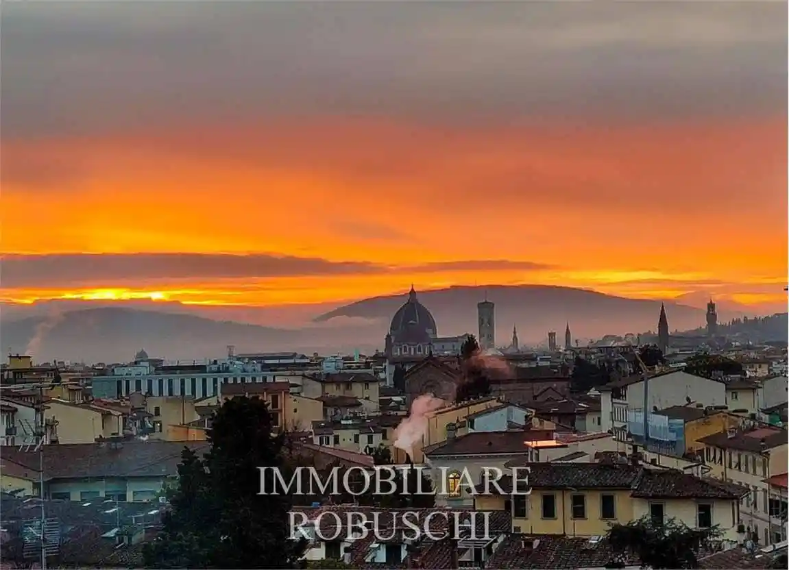 Appartamento in vendita a Firenze