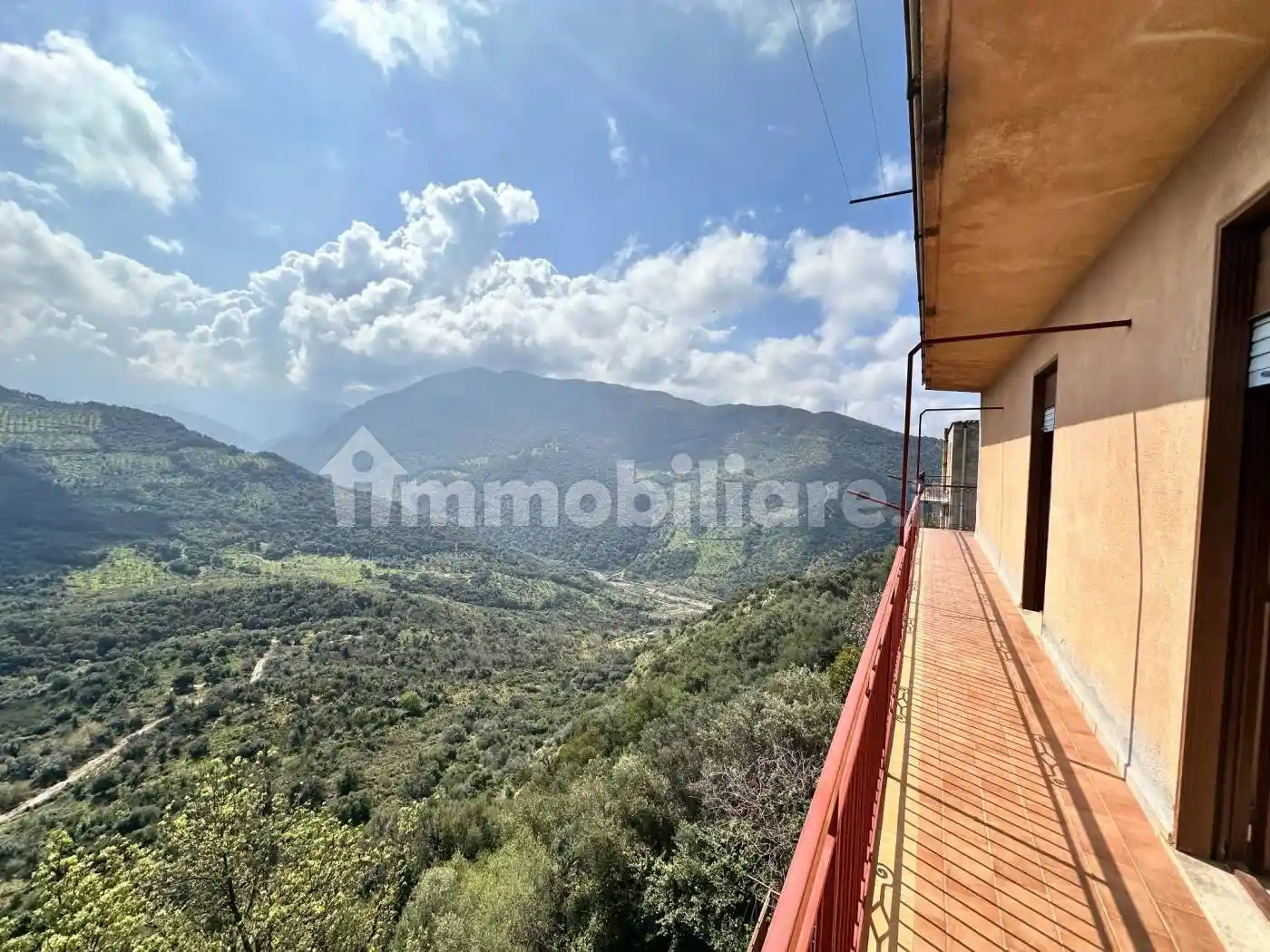 Appartamento in vendita a Caronia