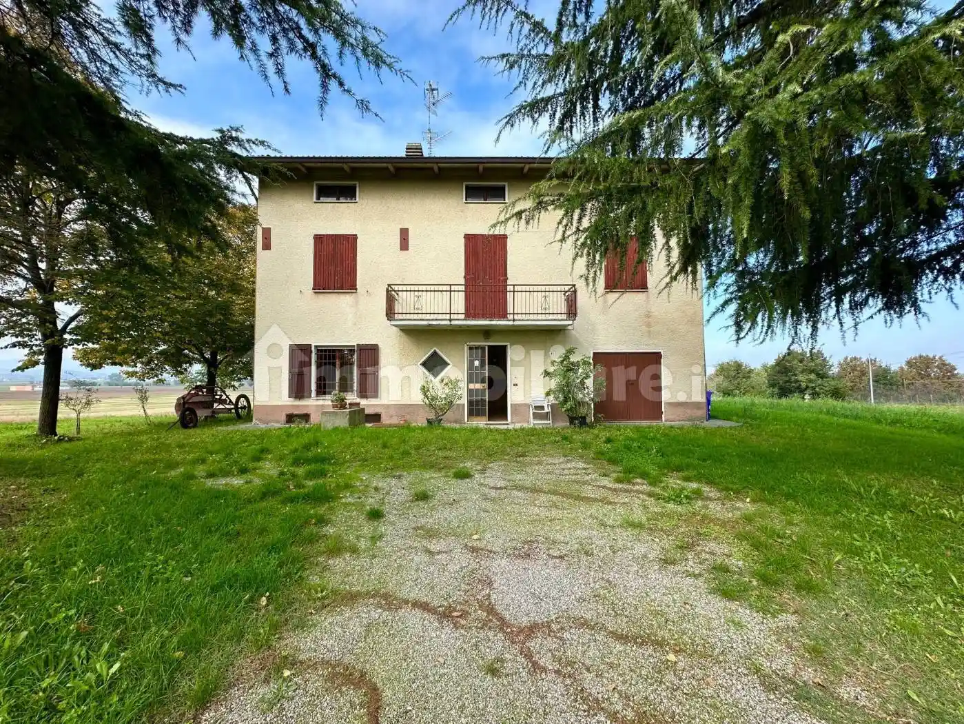 Villa in vendita a Montechiarugolo