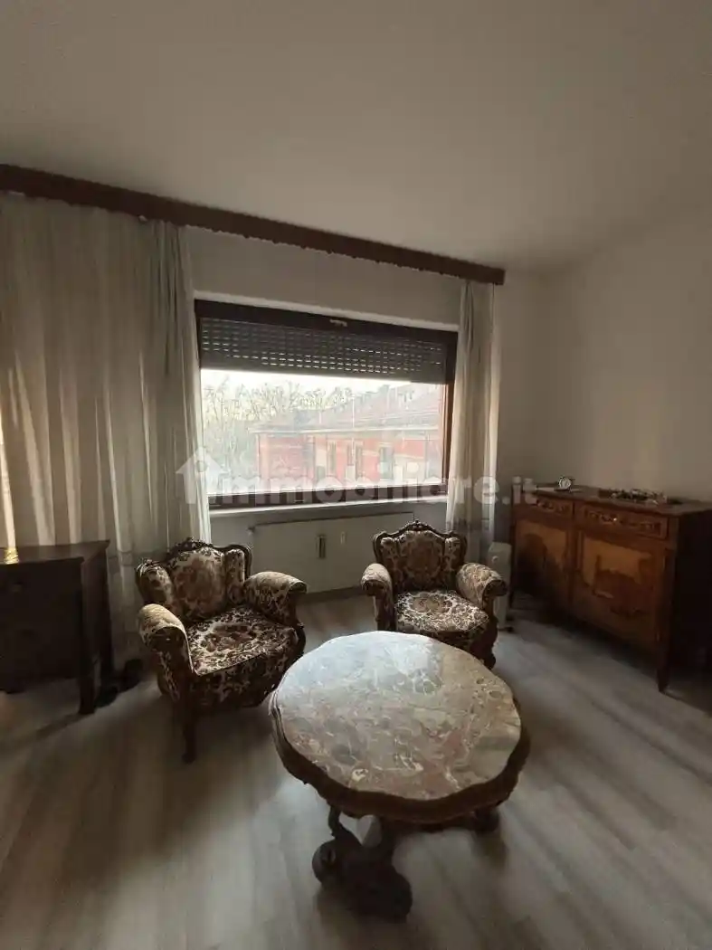 Appartamento in vendita a Piacenza